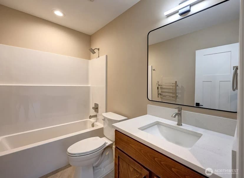 Property photo for 811 Ne 357th Street, Ocean Park photo 23
