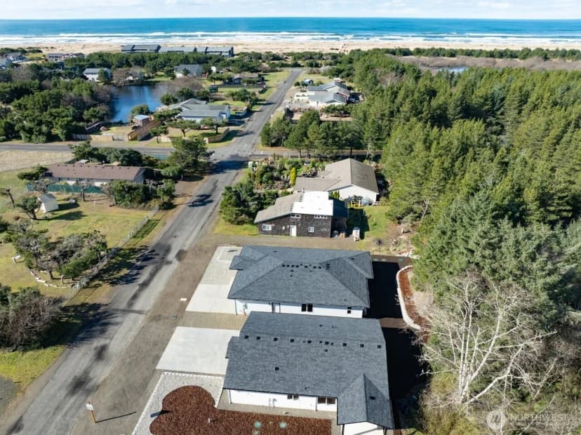 Property photo for 811 Ne 357th Street, Ocean Park photo 40
