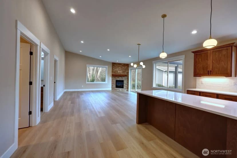 Property photo for 811 Ne 357th Street, Ocean Park photo 10
