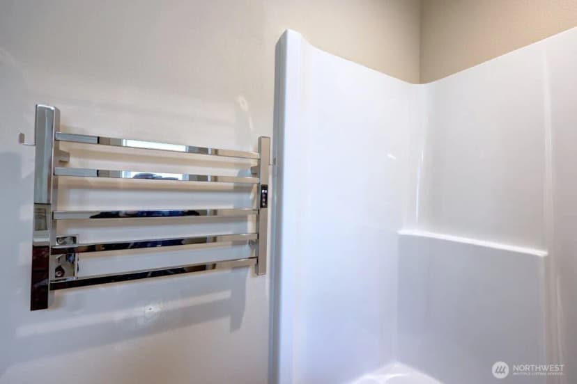 Property photo for 811 Ne 357th Street, Ocean Park photo 34