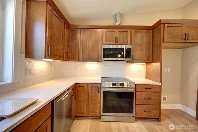 Property photo for 811 Ne 357th Street, Ocean Park photo 17