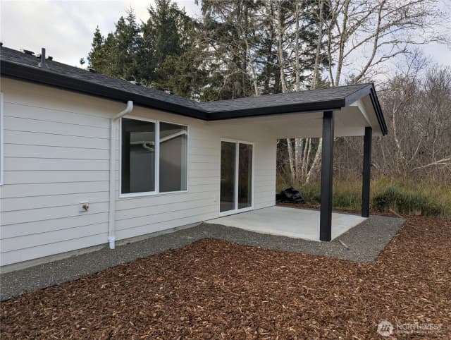 Property photo for 811 Ne 357th Street, Ocean Park photo 3