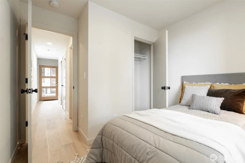 Property photo for 2108 15th Avenue S #b, Seattle photo 12