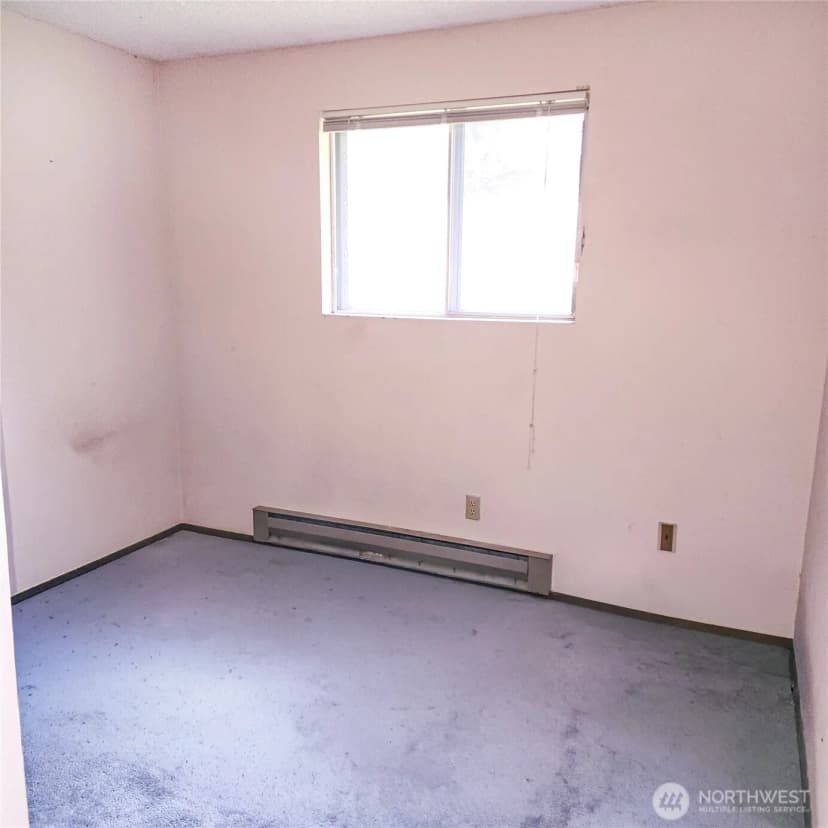 Property photo for 13421 122nd Avenue Ne, Kirkland photo 5