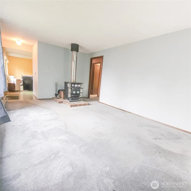 Property photo for 13421 122nd Avenue Ne, Kirkland photo 2