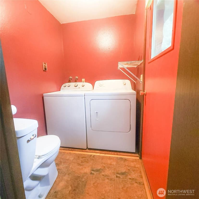 Property photo for 13421 122nd Avenue Ne, Kirkland photo 11