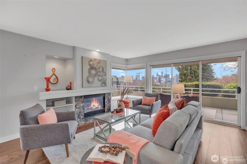 Property photo for 1231 5th Avenue N #101, Seattle photo 8