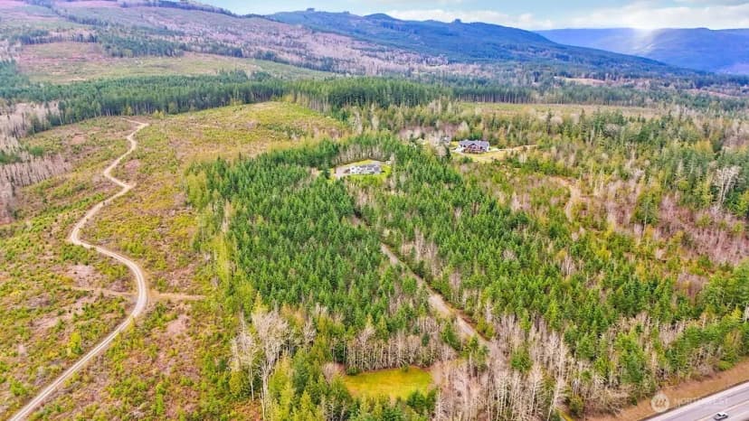Property photo for 275404 Highway 101, Sequim photo 7