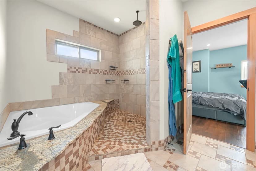Property photo for 2102 Shortcake Lane, Lynden photo 19