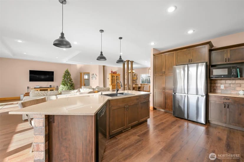 Property photo for 2102 Shortcake Lane, Lynden photo 9