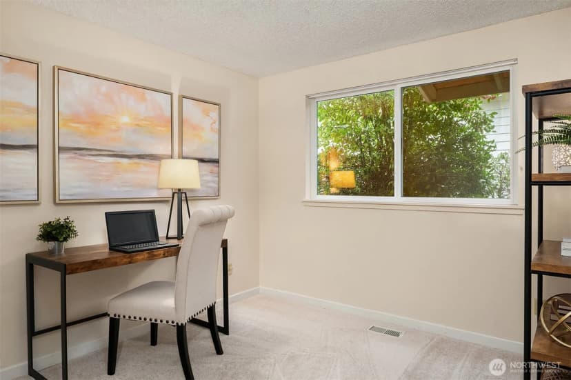 Property photo for 2448 137th Avenue Se, Bellevue photo 16