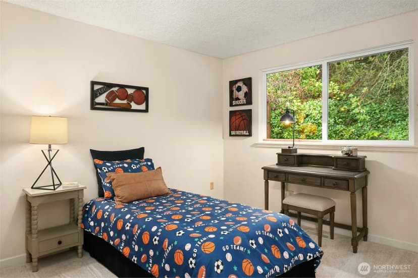 Property photo for 2448 137th Avenue Se, Bellevue photo 17