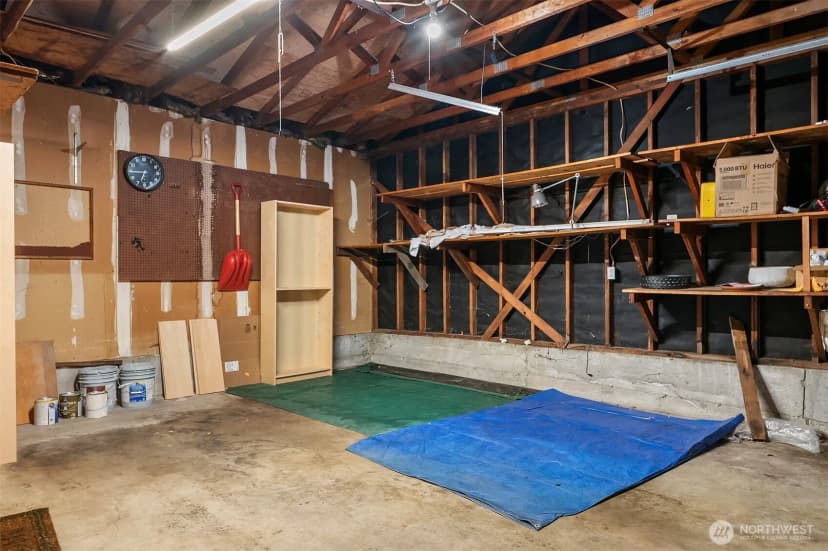 Property photo for 2448 137th Avenue Se, Bellevue photo 23
