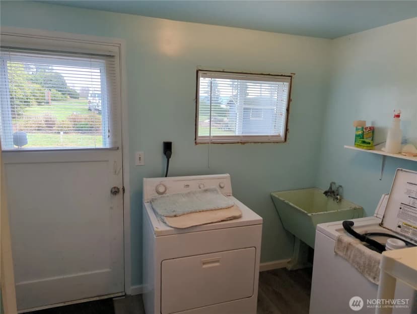 Property photo for 1104 Rose Avenue Ne, Ilwaco photo 21