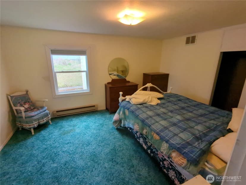 Property photo for 1104 Rose Avenue Ne, Ilwaco photo 14