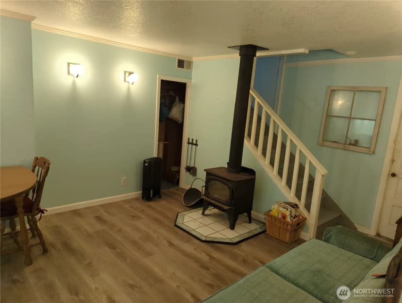 Property photo for 1104 Rose Avenue Ne, Ilwaco photo 19