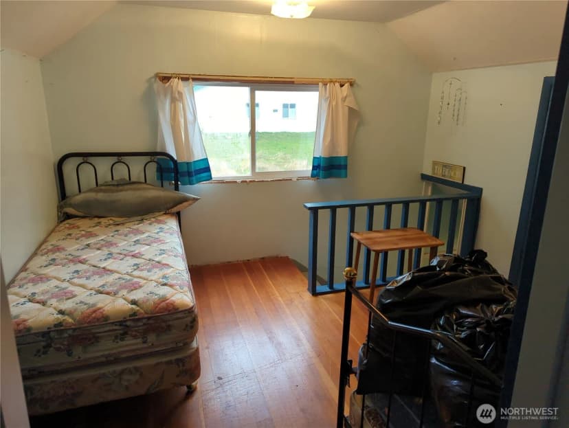 Property photo for 1104 Rose Avenue Ne, Ilwaco photo 29