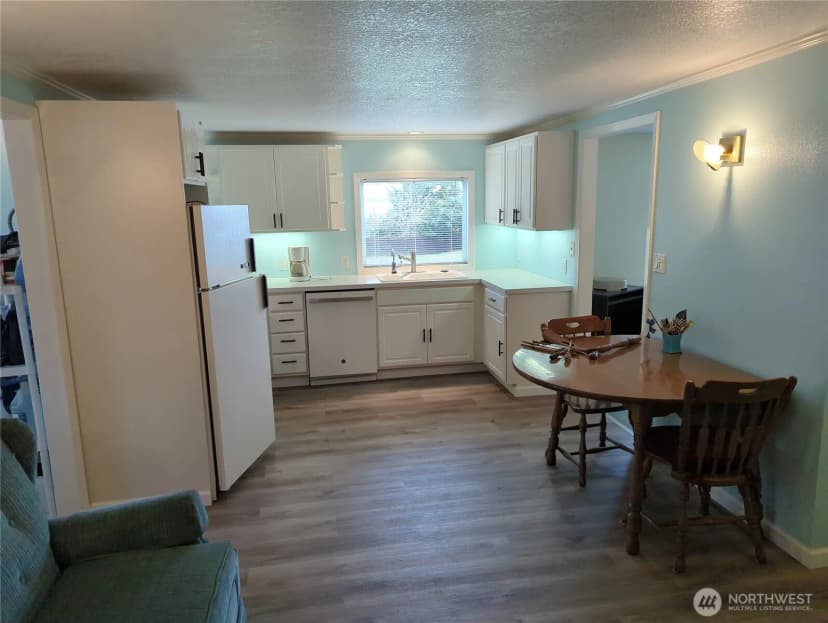 Property photo for 1104 Rose Avenue Ne, Ilwaco photo 27