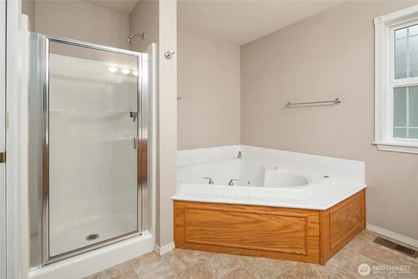 Property photo for 18663 Cascade Ridge Court, Mount Vernon photo 25