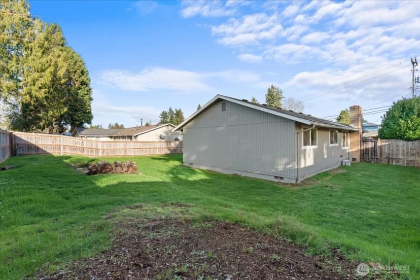 Property photo for 16625 126th Avenue Se, Renton photo 23