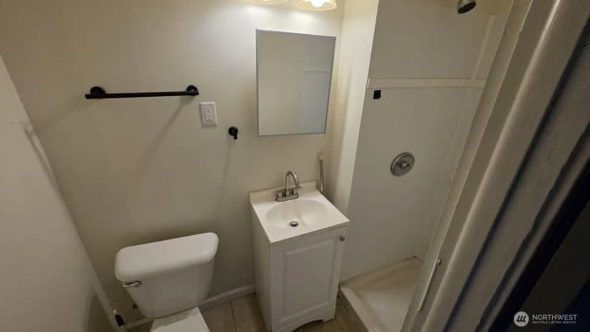 Property photo for 407 1st Avenue, Ritzville photo 23