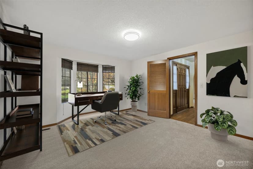 Property photo for 8720 52nd Street Ct W, University Place photo 3