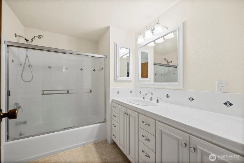 Property photo for 8720 52nd Street Ct W, University Place photo 32