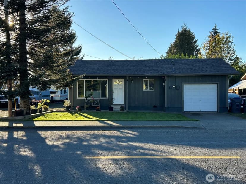 Property photo for 409 N 11th Street, Elma photo 33