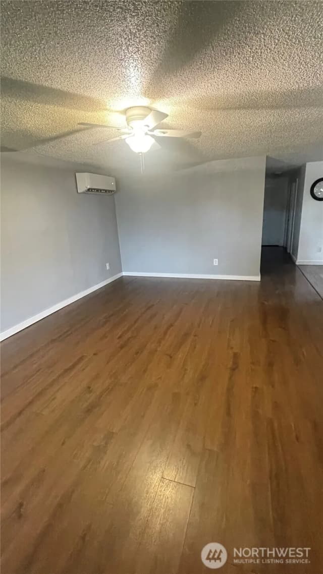 Property photo for 409 N 11th Street, Elma photo 2