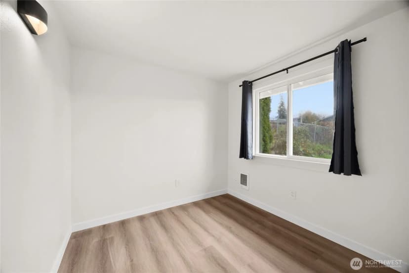 Property photo for 2022 E 36th Street, Tacoma photo 14