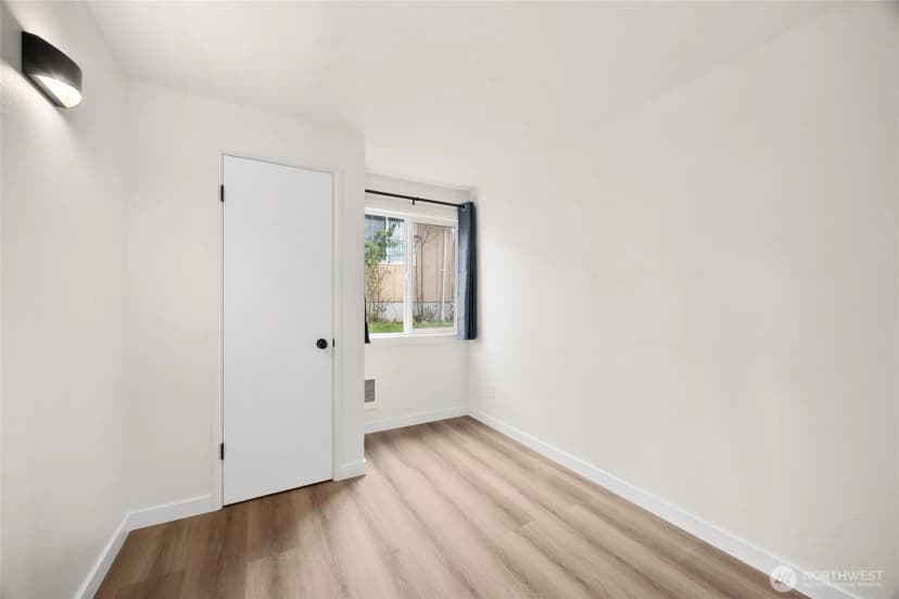 Property photo for 2022 E 36th Street, Tacoma photo 11