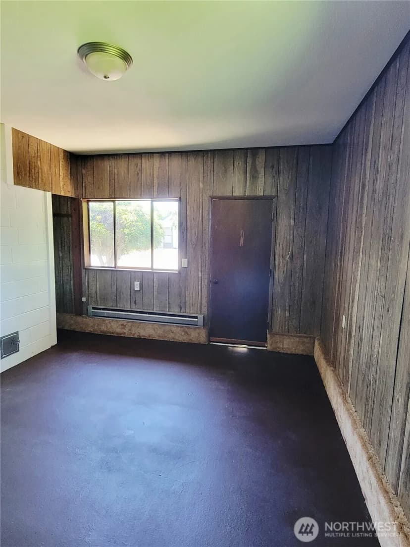 Property photo for 300 Maple Street, Toledo photo 19