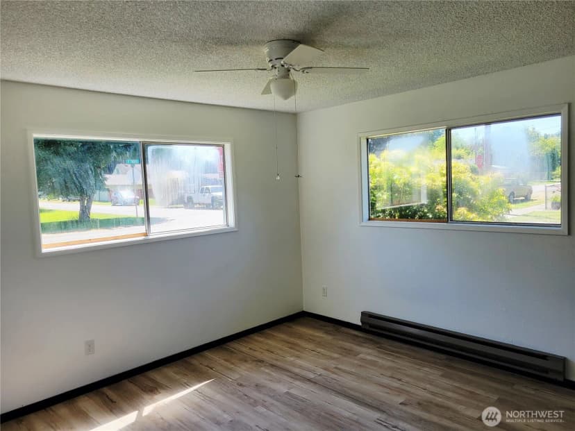 Property photo for 300 Maple Street, Toledo photo 15