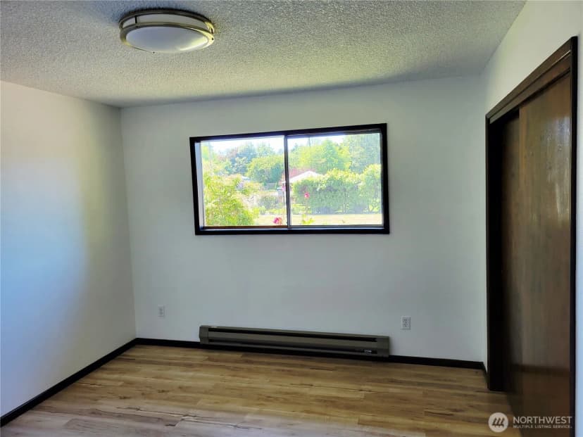 Property photo for 300 Maple Street, Toledo photo 14