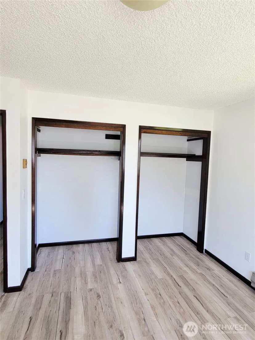 Property photo for 300 Maple Street, Toledo photo 16