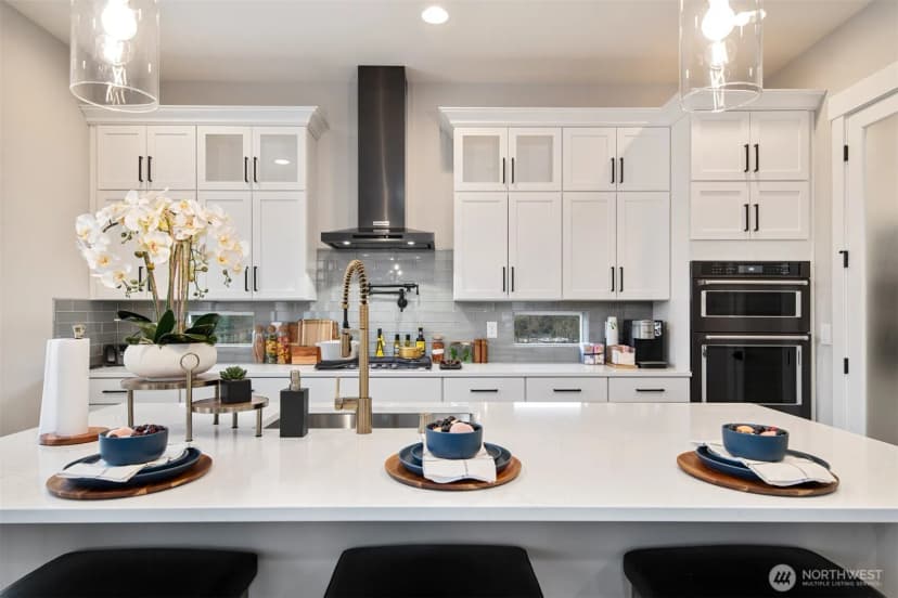 Property photo for 13001 75th Place S, Seattle photo 11
