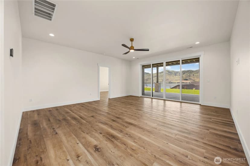 Property photo for 154 Apple Avenue, Chelan photo 28