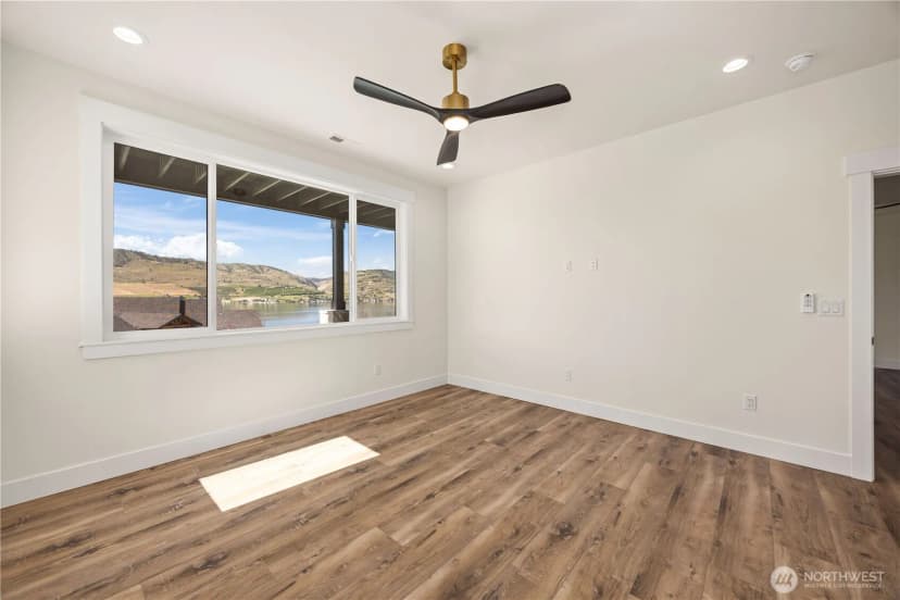 Property photo for 154 Apple Avenue, Chelan photo 31