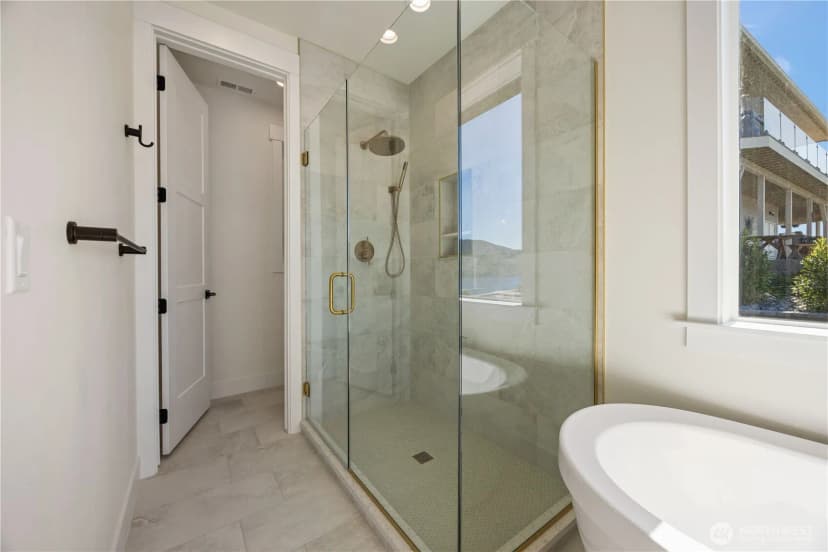 Property photo for 154 Apple Avenue, Chelan photo 18