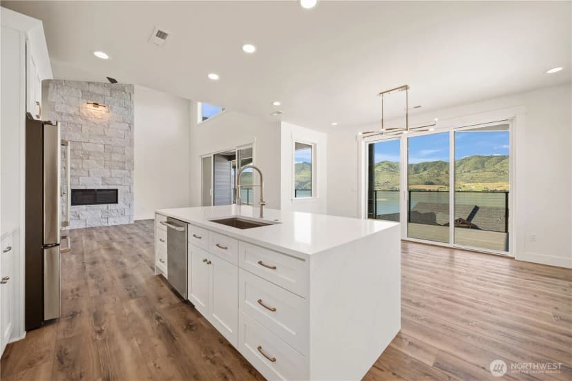 Property photo for 154 Apple Avenue, Chelan photo 9