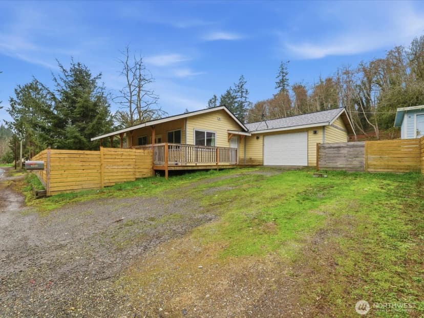Property photo for 16602 - 16608 Delano Road, Lakebay photo 5