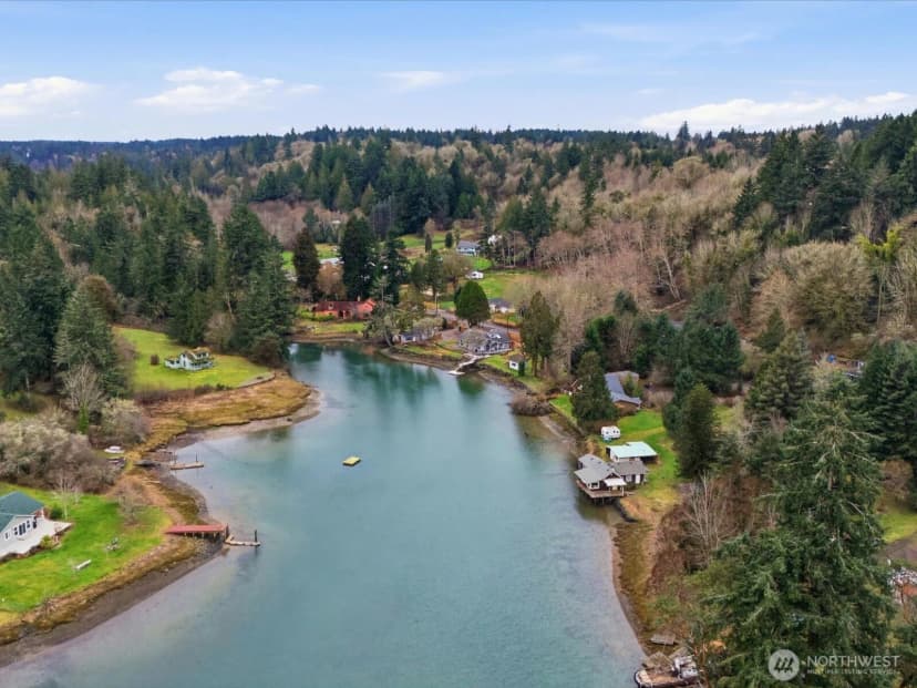 Property photo for 16602 - 16608 Delano Road, Lakebay photo 37