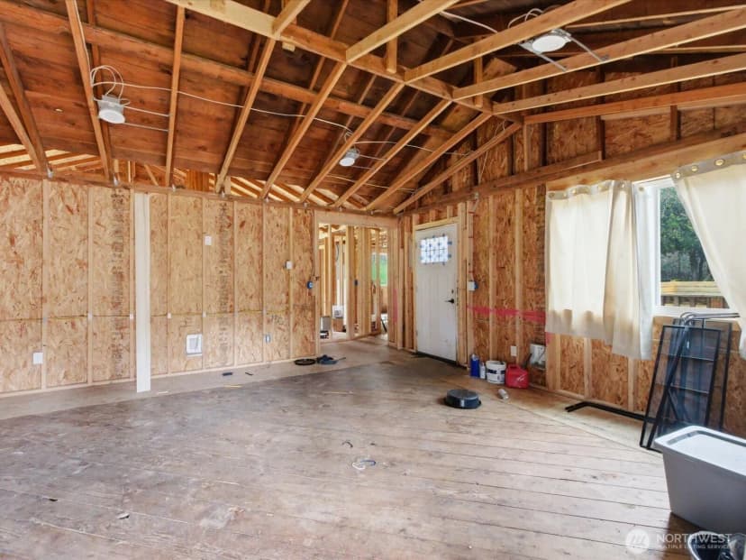 Property photo for 16602 - 16608 Delano Road, Lakebay photo 13