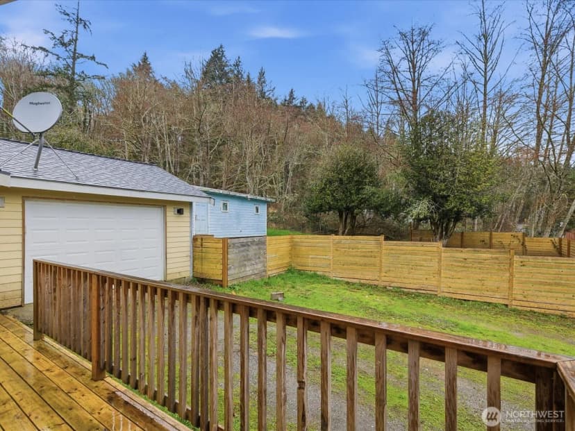 Property photo for 16602 - 16608 Delano Road, Lakebay photo 32