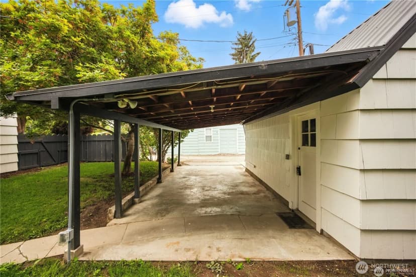 Property photo for 417 N Columbia Street, Chelan photo 35