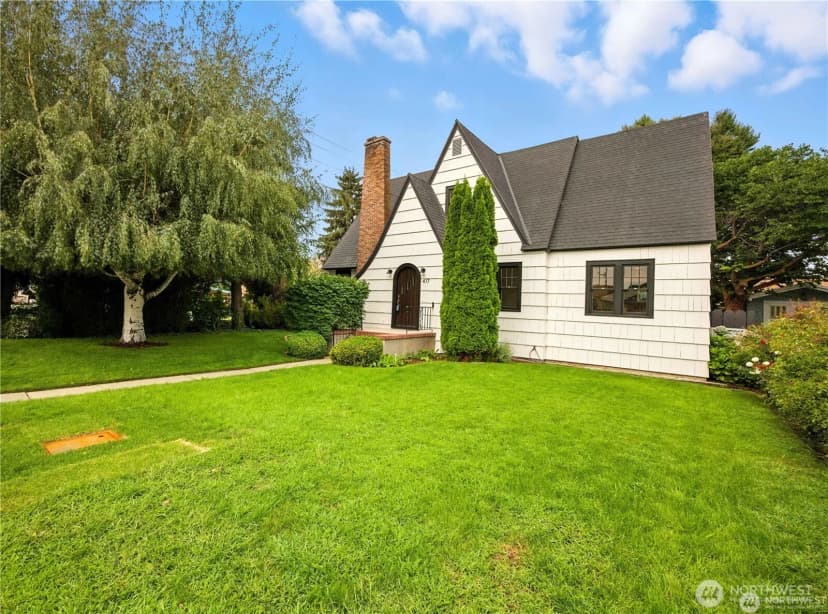 Property photo for 417 N Columbia Street, Chelan