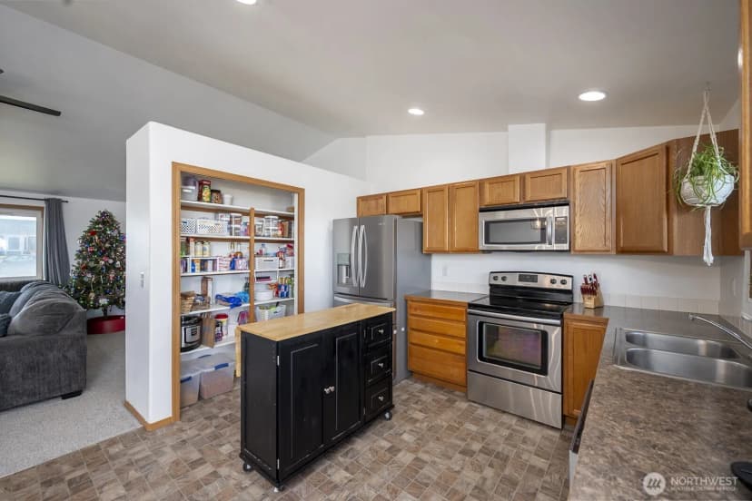 Property photo for 980 L Street Se, Ephrata photo 19