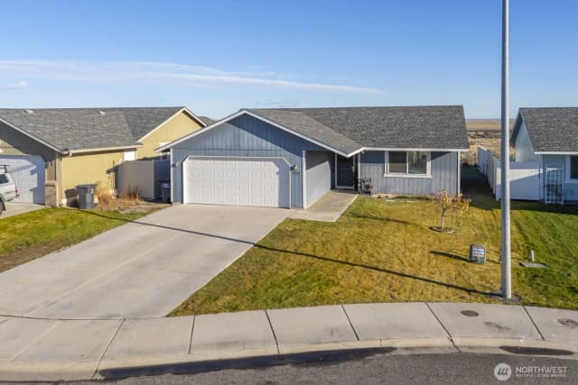 Property photo for 980 L Street Se, Ephrata