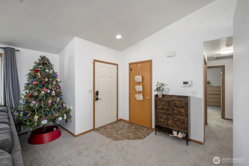 Property photo for 980 L Street Se, Ephrata photo 10