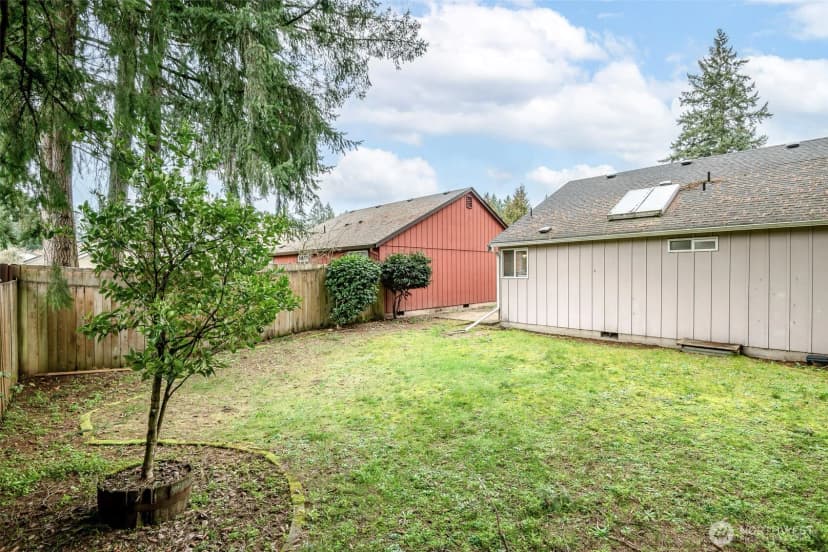 Property photo for 647 Malibu Drive Se, Lacey photo 31